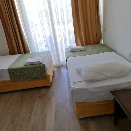 بالم دور 4*