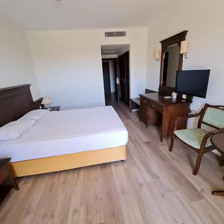بالم دور 4*